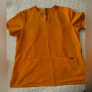 FIGS Unique yellow size XL